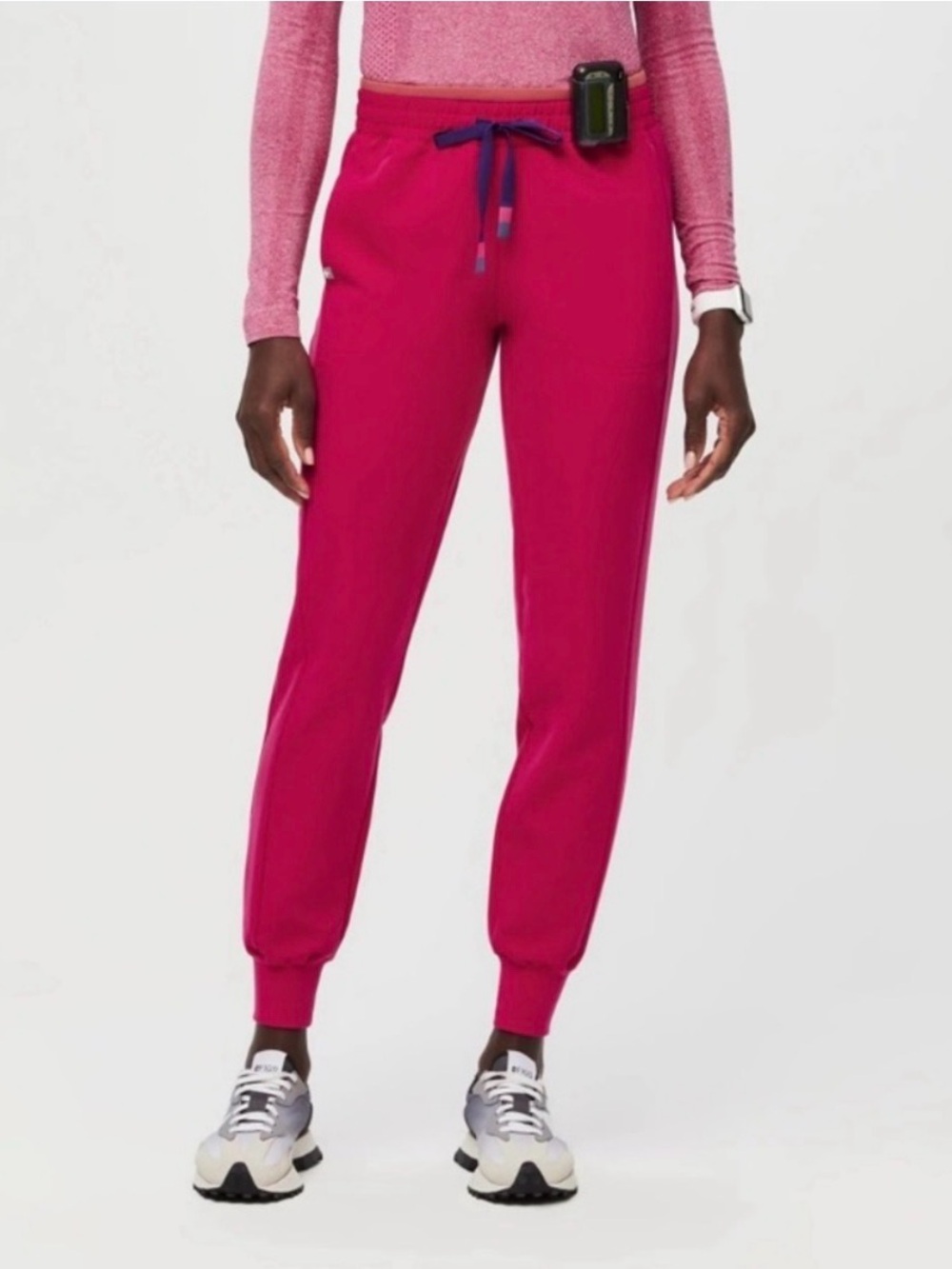 FIGS Ultra Rose Catarina Scrub Top & High Waisted Zamora Jogger Set - Picture 3 of 10